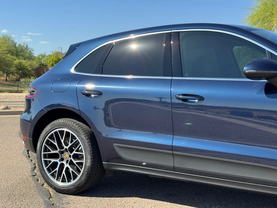 2015 Porsche Macan S - Image 12 of 30