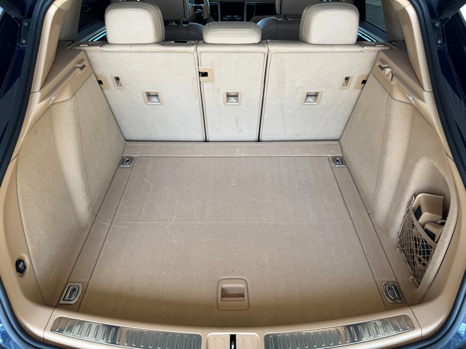 2015 Porsche Macan S - Image 25 of 30