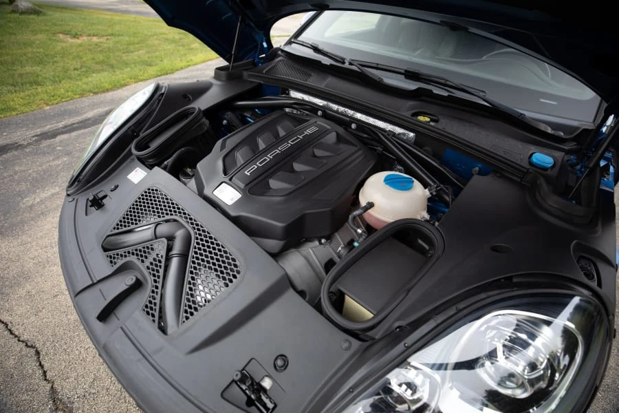 2015 Porsche Macan S - Image 28 of 30