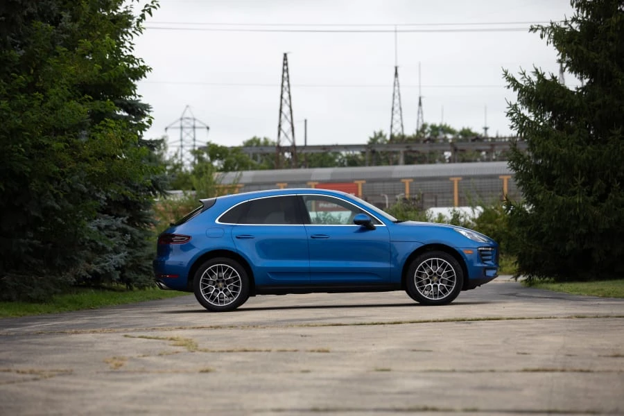 2015 Porsche Macan S - Image 12 of 30