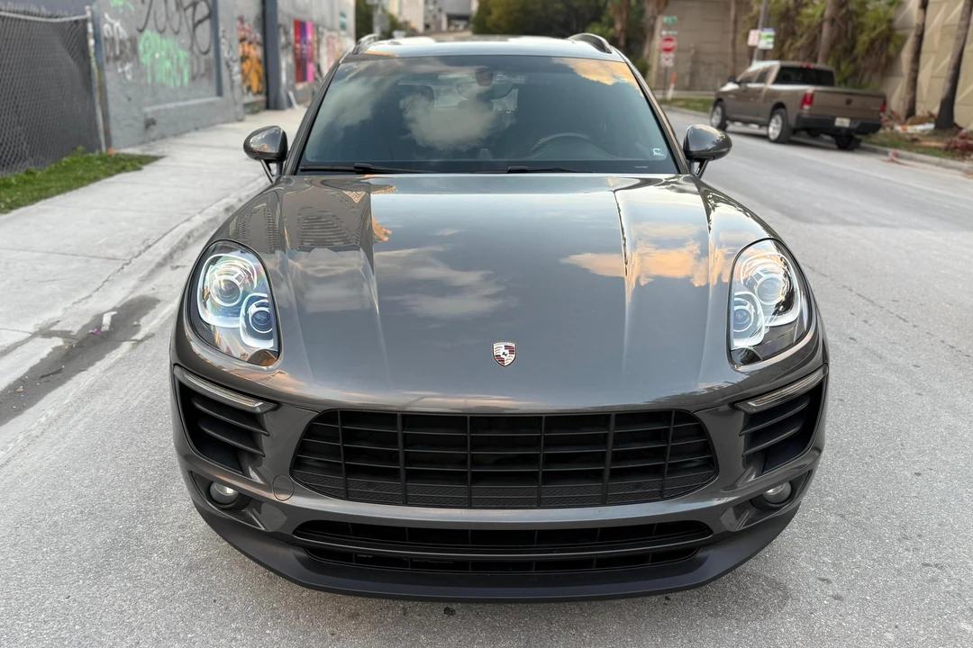 2015 Porsche Macan S - Image 2 of 31
