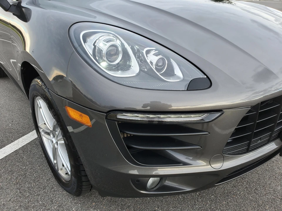 2015 Porsche Macan S - Image 17 of 31