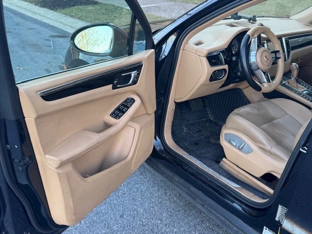 2015 Porsche Macan S - Image 15 of 16