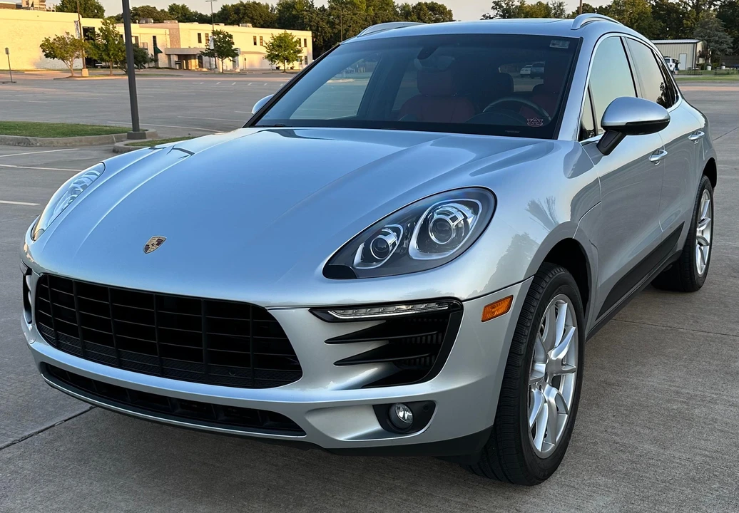 2015 Porsche Macan S - Image 19 of 31