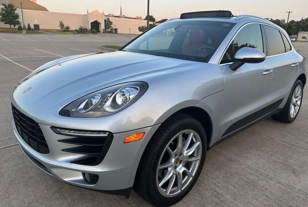 2015 Porsche Macan S - Image 28 of 31