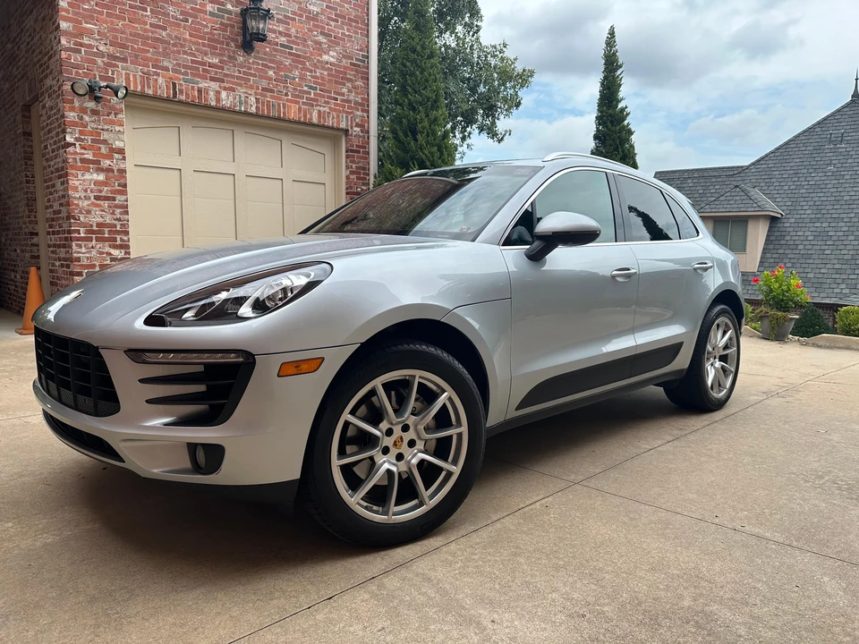 2015 Porsche Macan S - Image 27 of 31