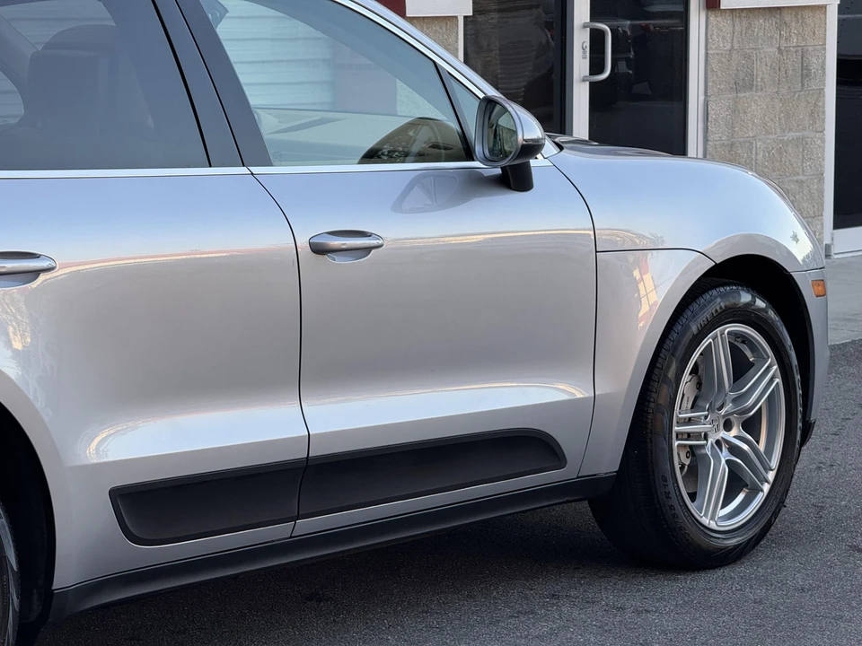 2015 Porsche Macan S - Image 28 of 31