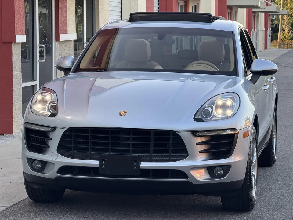 2015 Porsche Macan S - Image 7 of 31