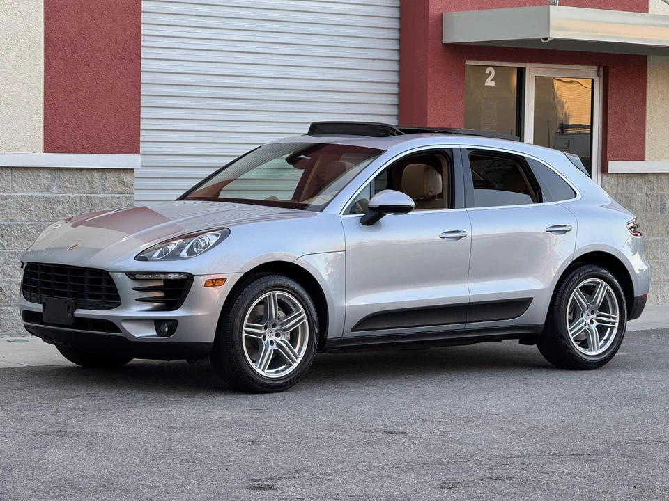 2015 Porsche Macan S - Image 3 of 31