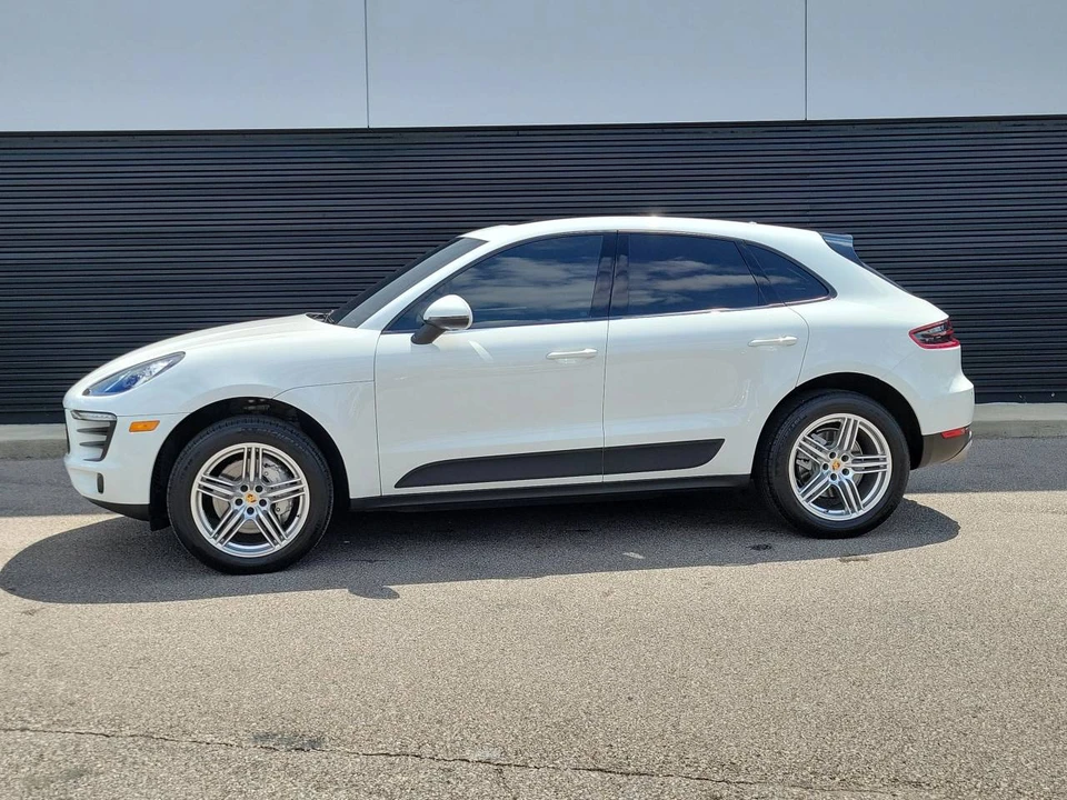 2015 Porsche Macan S - Image 2 of 5