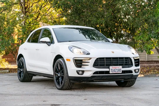 2015 Porsche Macan S