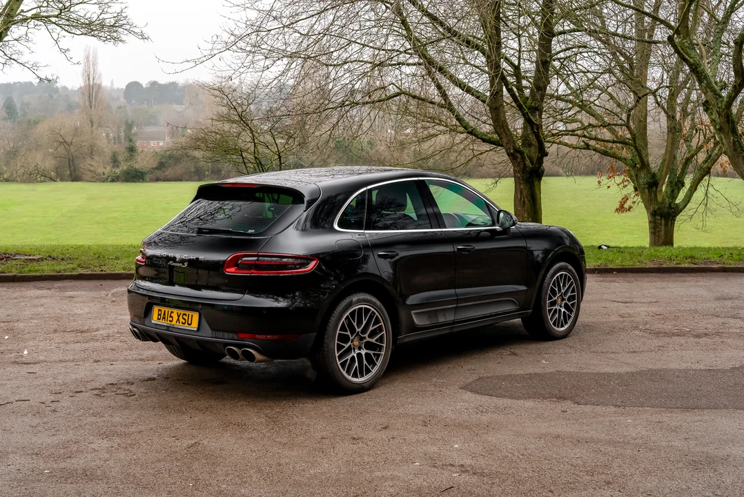 2015 Porsche Macan S - Image 12 of 31