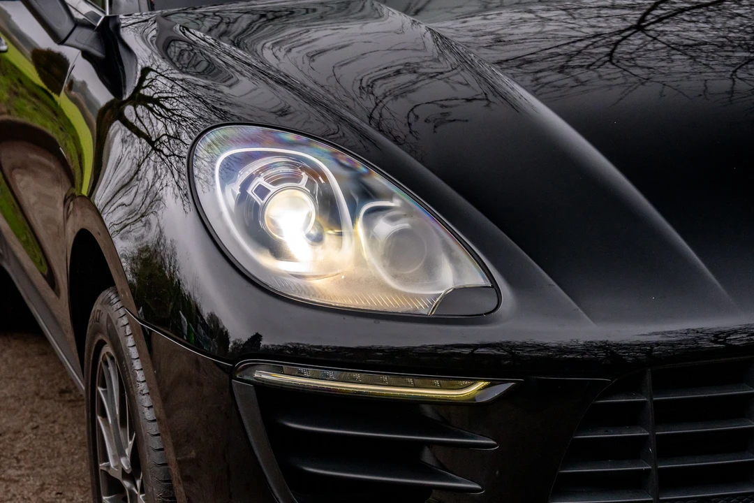 2015 Porsche Macan S - Image 28 of 31