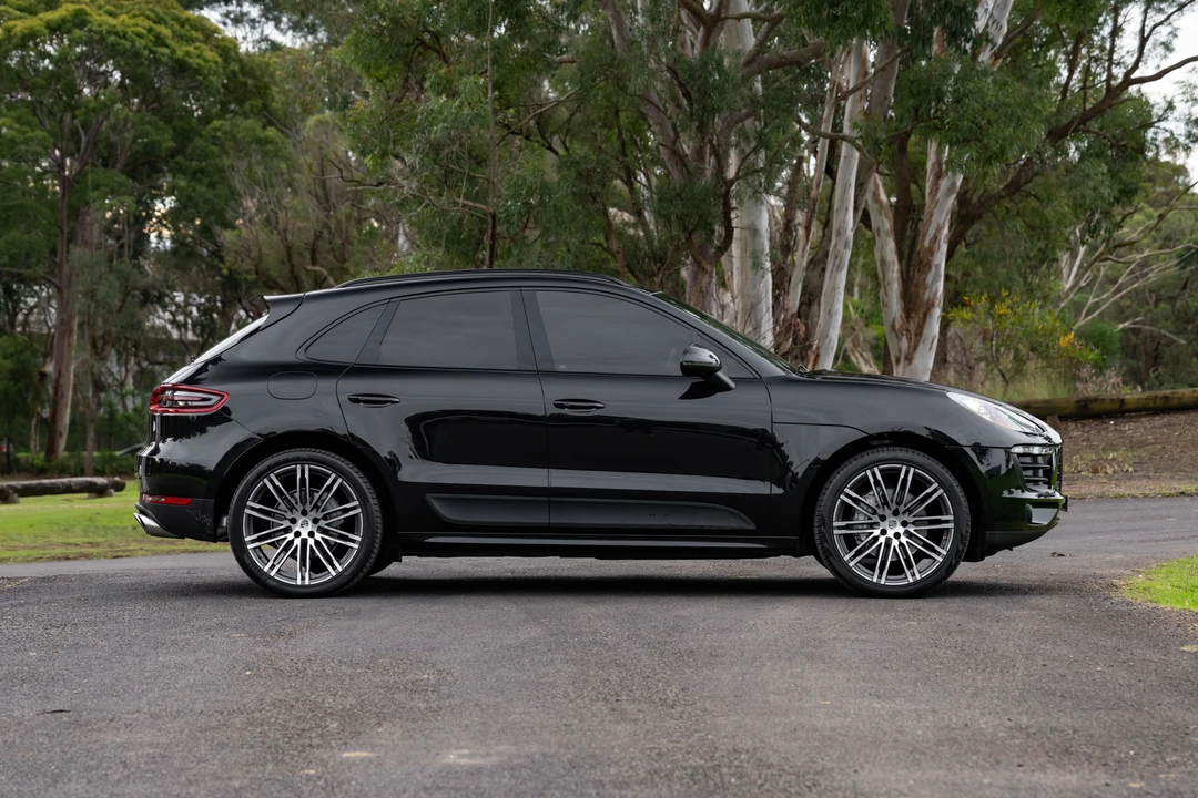 2015 Porsche Macan S - Image 8 of 31