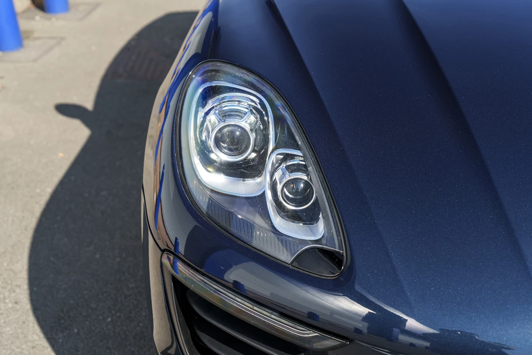 2015 Porsche Macan S - Image 25 of 31