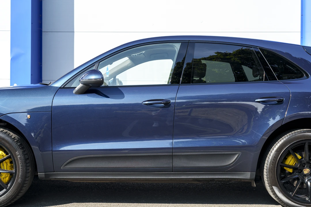 2015 Porsche Macan S - Image 13 of 31