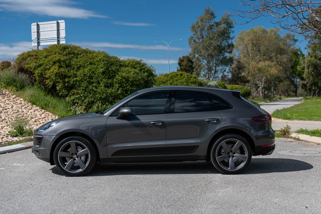 2015 Porsche Macan S - Image 4 of 31