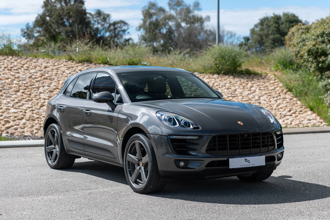 2015 Porsche Macan S - Image 9 of 31