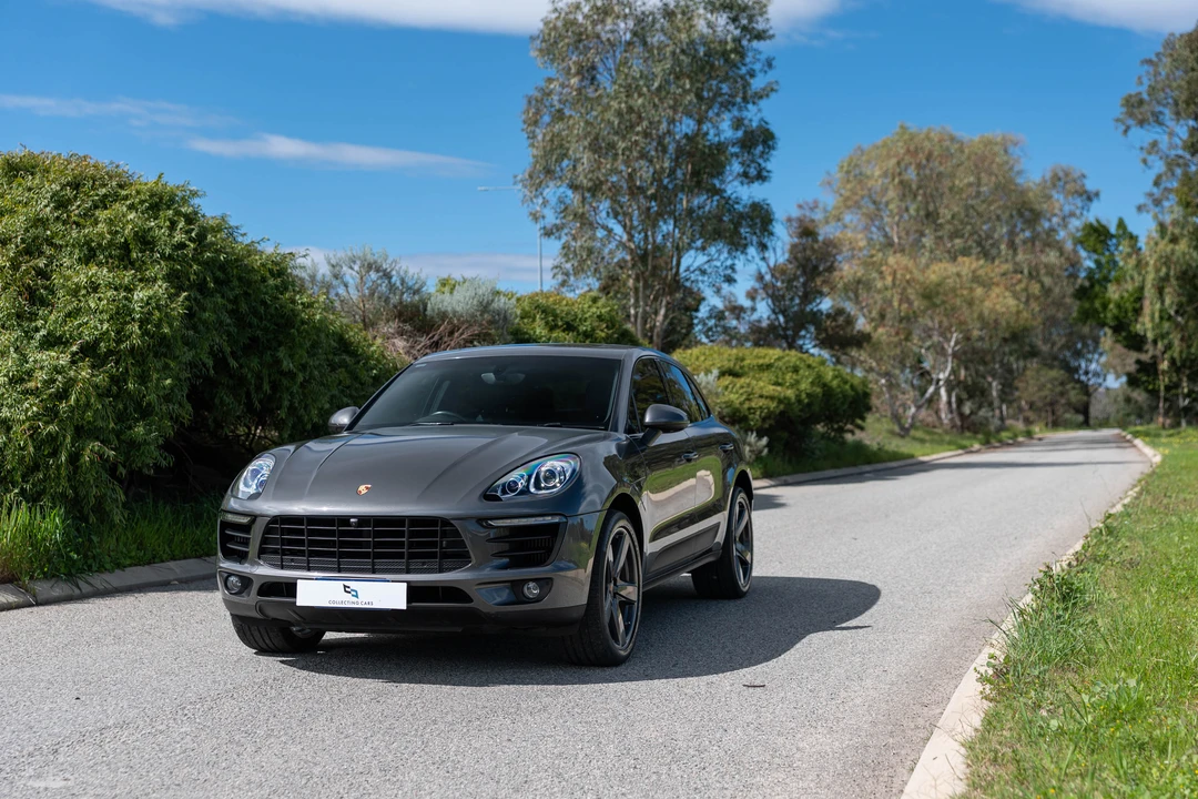 2015 Porsche Macan S - Image 3 of 31
