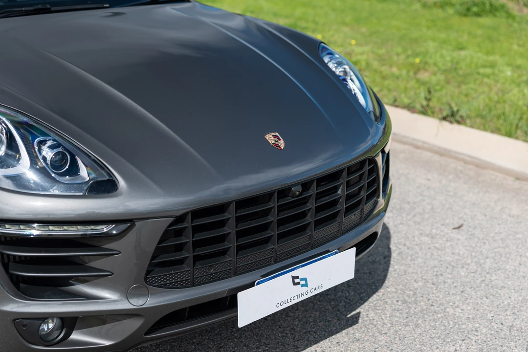 2015 Porsche Macan S - Image 25 of 31