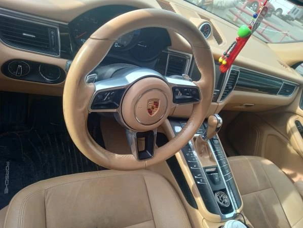 2015 Porsche Macan S - Image 2 of 7