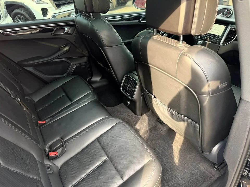 2015 Porsche Macan S - Image 12 of 19