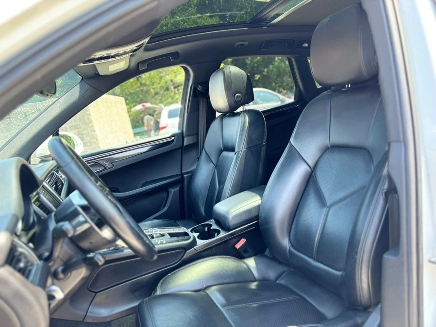 2015 Porsche Macan S - Image 8 of 14