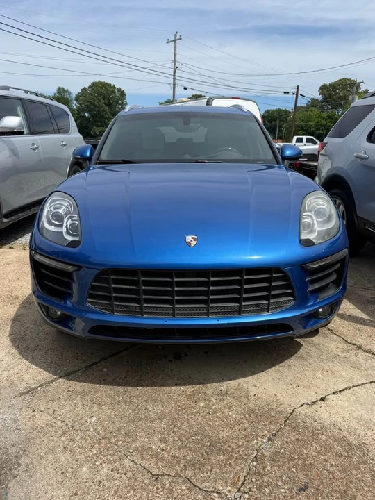 2015 Porsche Macan - Image 2 of 12