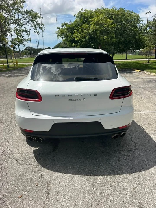 2015 Porsche Macan S - Image 6 of 15