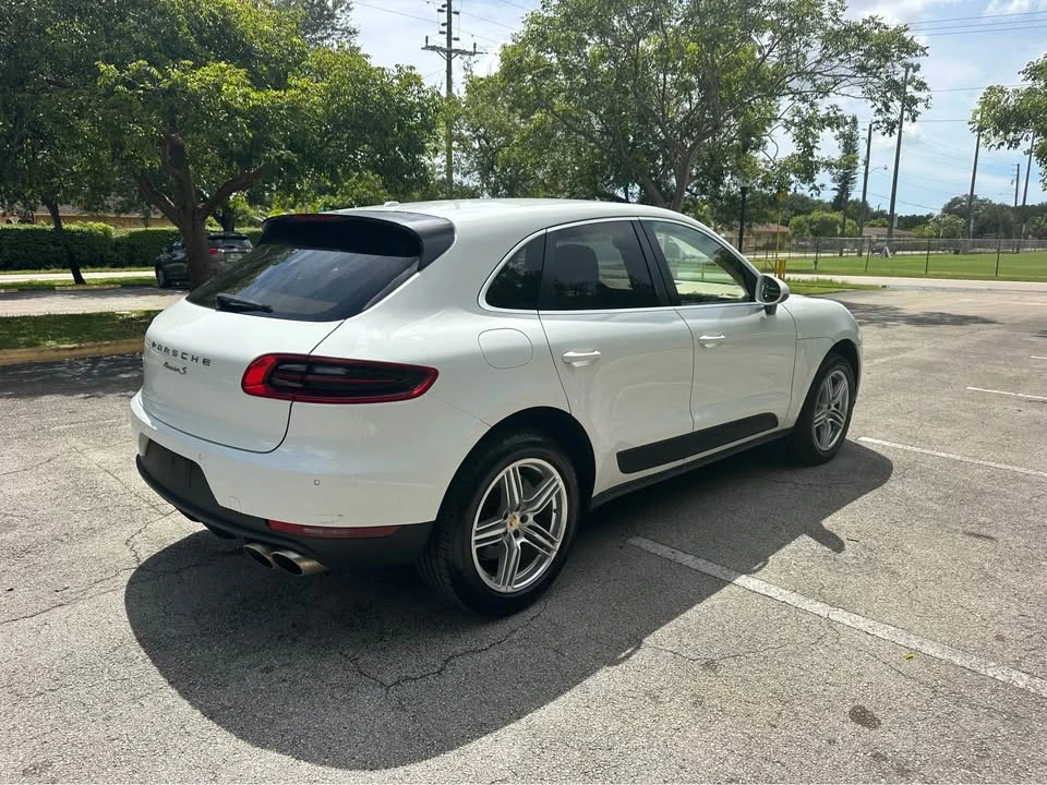 2015 Porsche Macan S - Image 5 of 15