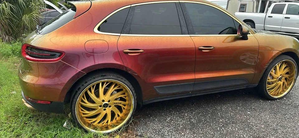 2015 Porsche Macan - Image 6 of 6