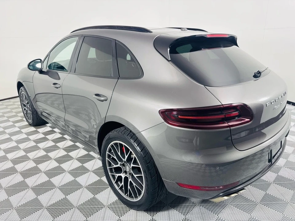 2015 Porsche Macan Turbo - Image 8 of 12