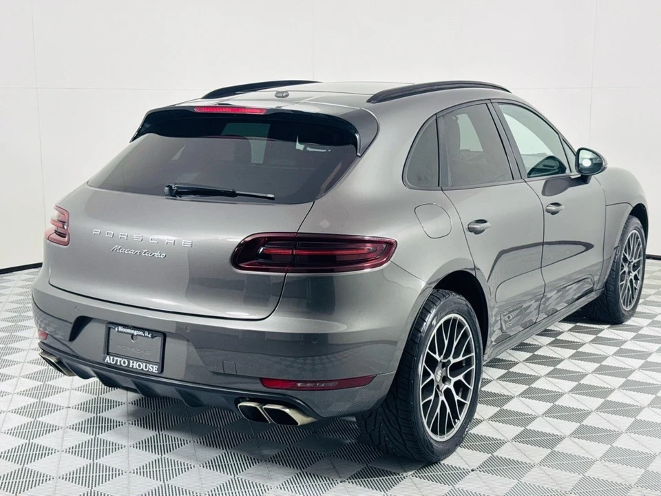 2015 Porsche Macan Turbo - Image 5 of 12