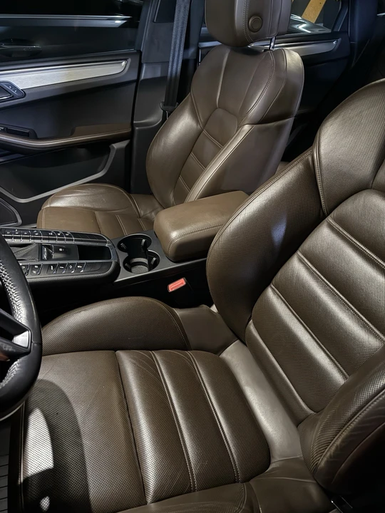 2015 Porsche Macan Turbo - Image 6 of 13