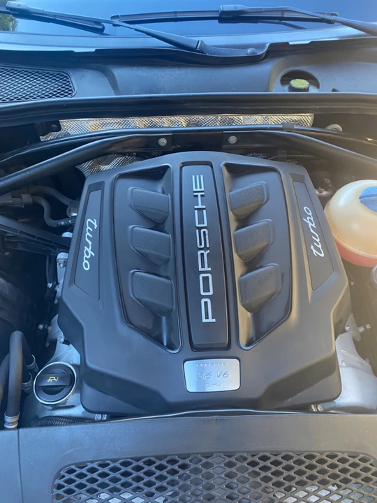 2015 Porsche Macan Turbo - Image 21 of 21