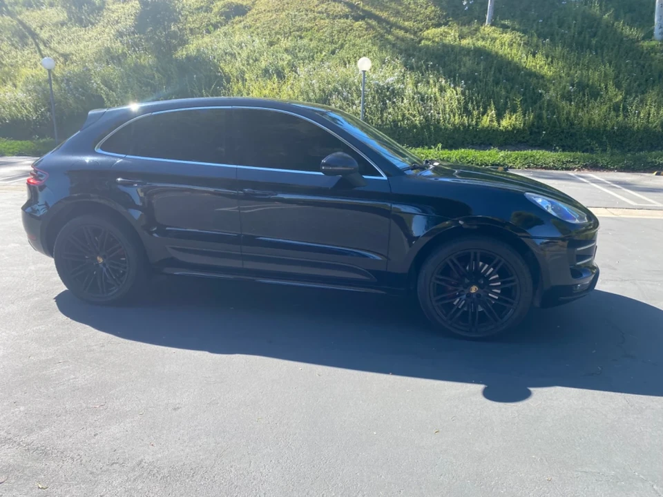 2015 Porsche Macan Turbo - Image 10 of 21