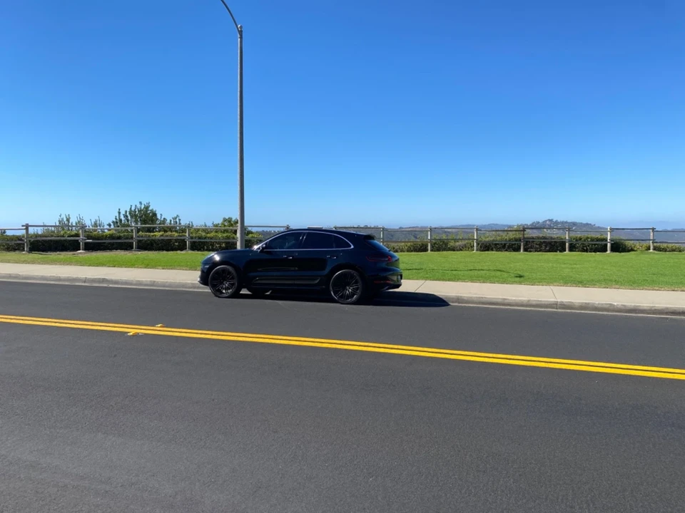 2015 Porsche Macan Turbo - Image 3 of 21