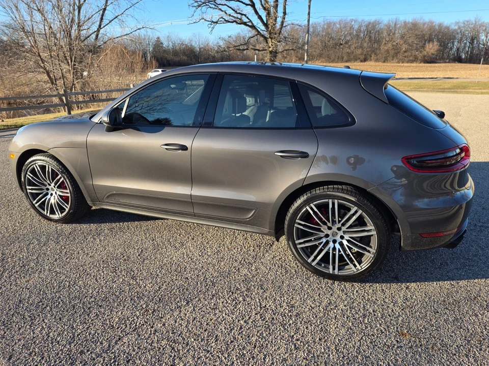 2015 Porsche Macan Turbo - Image 5 of 21