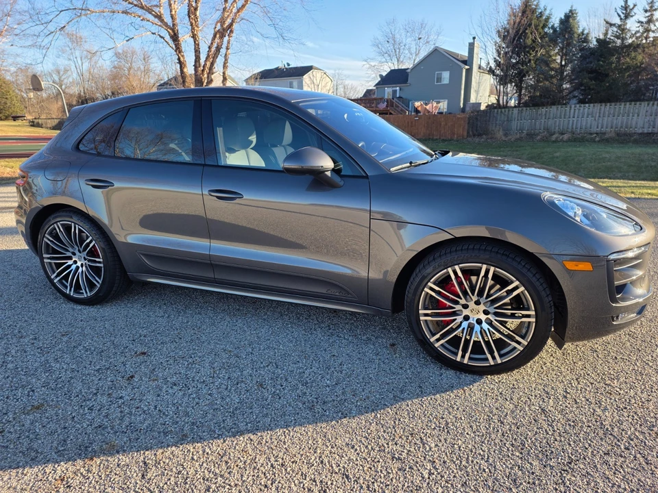 2015 Porsche Macan Turbo - Image 7 of 21