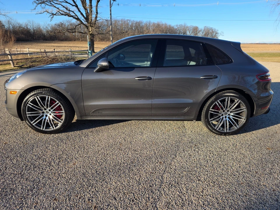 2015 Porsche Macan Turbo - Image 4 of 21