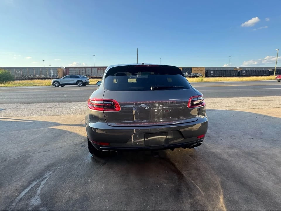 2015 Porsche Macan Turbo - Image 8 of 20