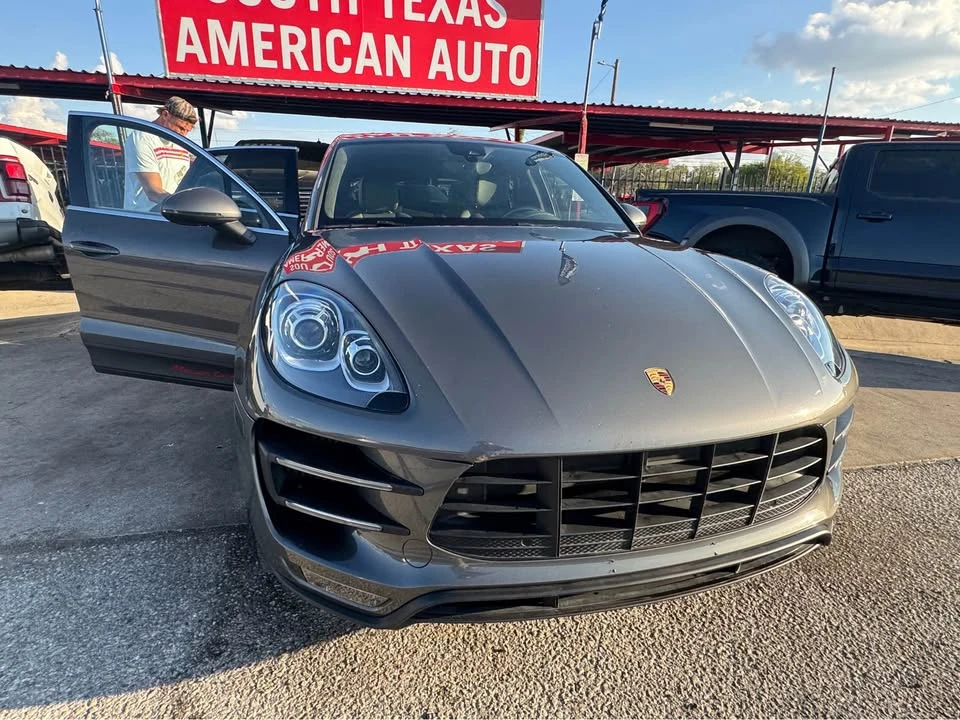 2015 Porsche Macan Turbo - Image 4 of 20