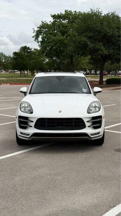 2015 Porsche Macan Turbo - Image 2 of 9