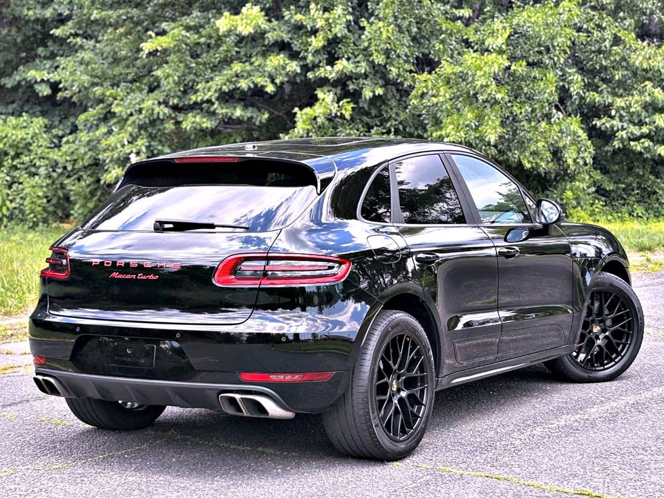 2015 Porsche Macan Turbo - Image 8 of 20
