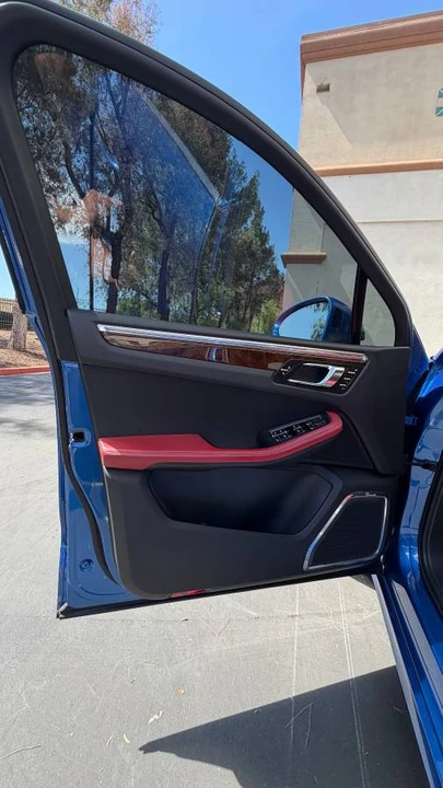 2015 Porsche Macan Turbo - Image 10 of 24