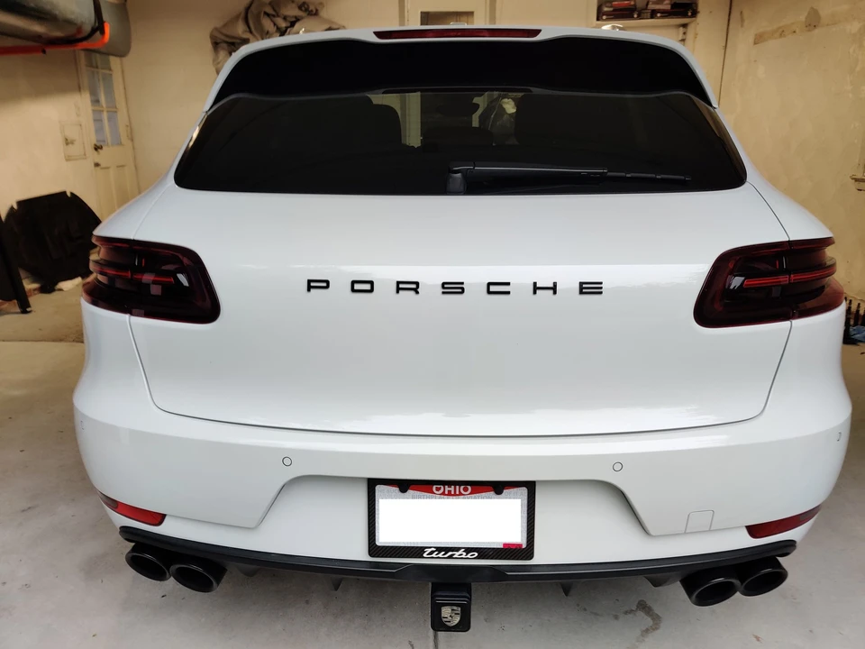 2015 Porsche Macan Turbo - Image 7 of 18