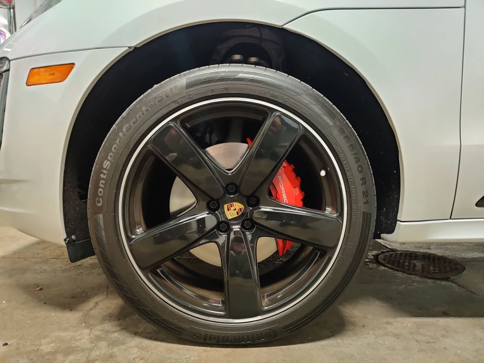 2015 Porsche Macan Turbo - Image 9 of 18