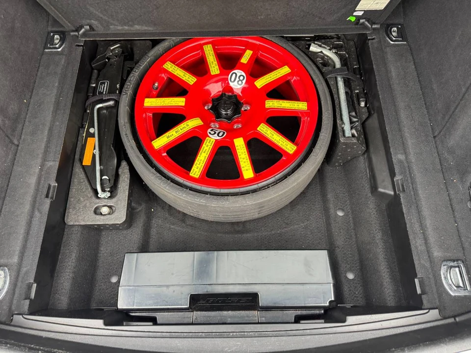 2015 Porsche Macan Turbo - Image 8 of 9