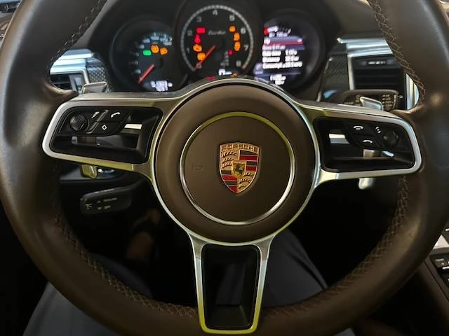 2015 Porsche Macan Turbo - Image 14 of 22