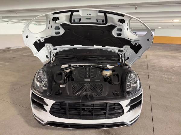 2015 Porsche Macan Turbo - Image 13 of 20